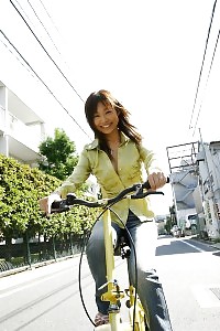 Fascinating Asian Strumpet Takes Off Her Underwears And Flaunts In Her Tiny Bikini