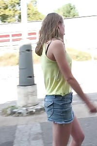 Beautiful Cutie Pisses While Standing Up Outside