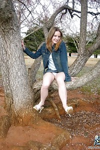 Kitty Shows Her Eating Cotton Panties Outdoor