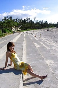 Inviting Exotic Asian Gal Displays Off Her Tight Arse And Her Cute Tits With A Smile